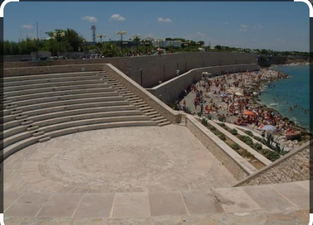 Amaste In Puglia Casa Vacanza Бишелье Экстерьер фото