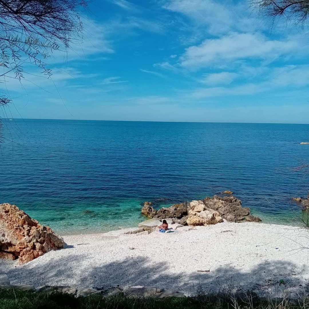 Amaste In Puglia Casa Vacanza Бишелье Экстерьер фото